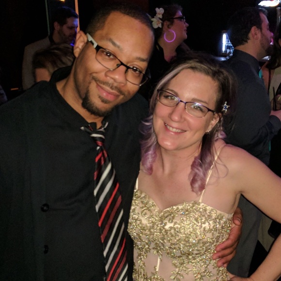 Meet your Posher, Erica - Picture 2 of 3